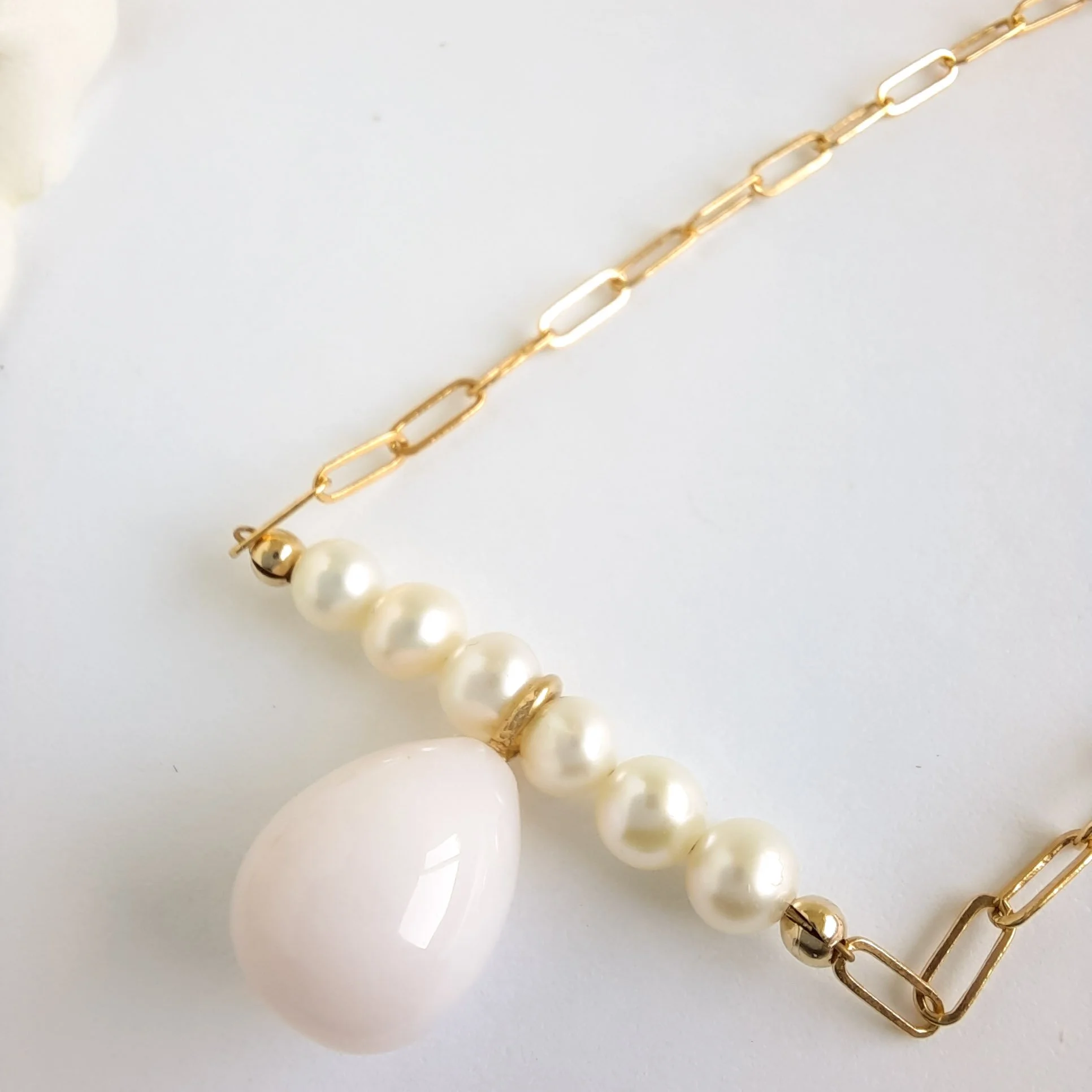 Opal 2025 pearl necklace
